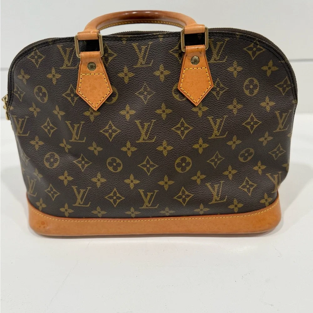 Louis Vuitton ALMA Classic Monogram Satchel - Picture 2 of 10